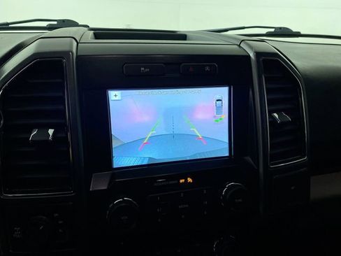 Used 2018 Ford F150 XLT w/ Equipment Group 302A Luxury image 9