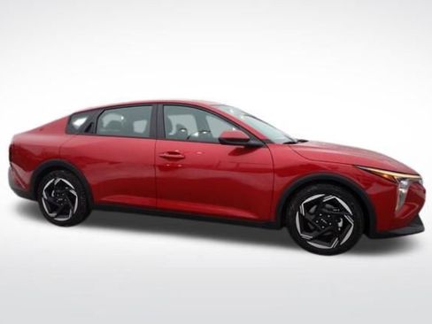 Certified 2025 Kia K4 EX image 13