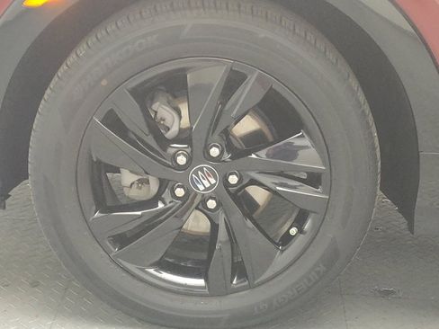 Used 2024 Buick Encore GX Sport Touring FWD image 31