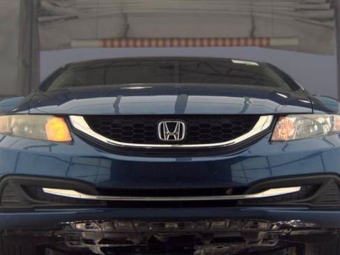 Used 2013 Honda Civic LX image 7