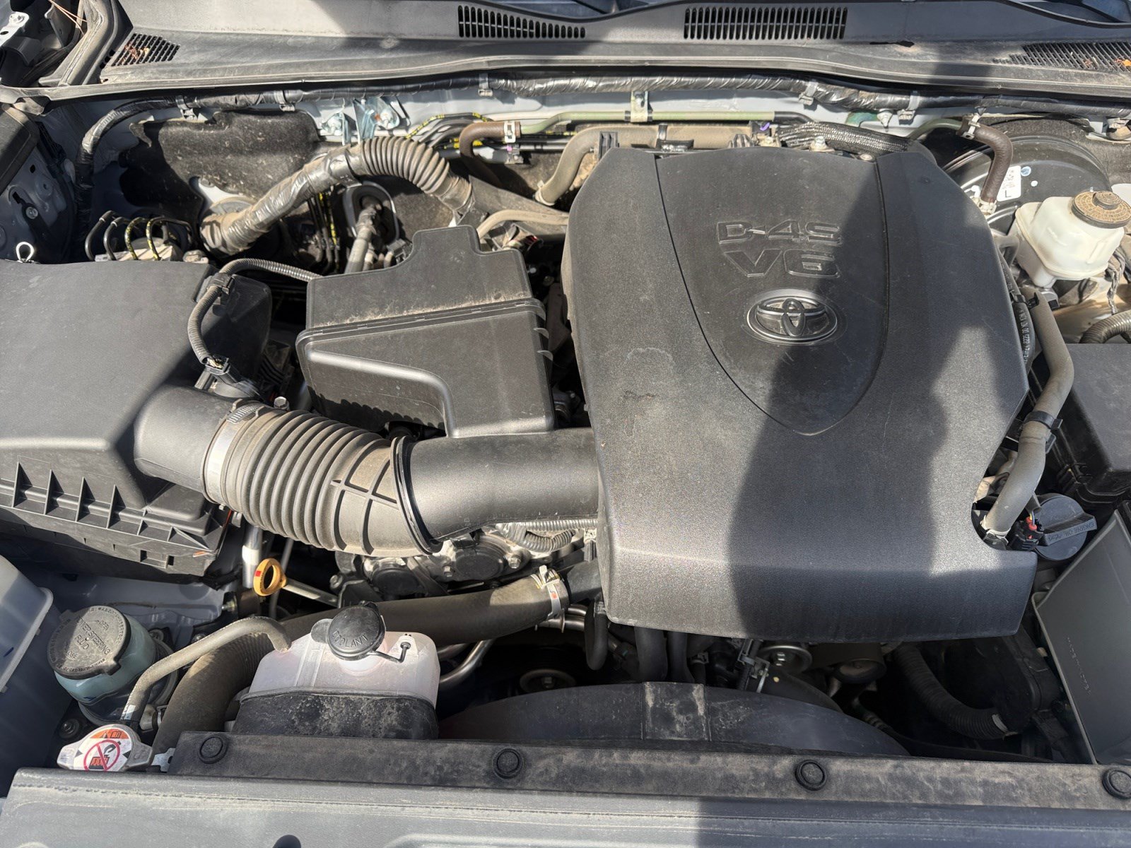 Used 2018 Toyota Tacoma TRD Sport AWD/4WD image 20