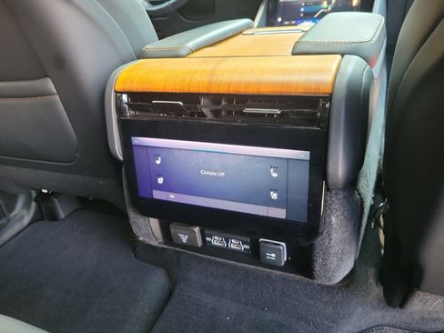 Certified 2023 Jeep Grand Wagoneer Series III AWD/4WD image 20