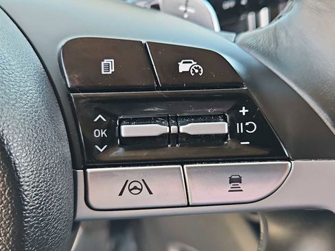 Used 2023 Hyundai Tucson Limited image 25