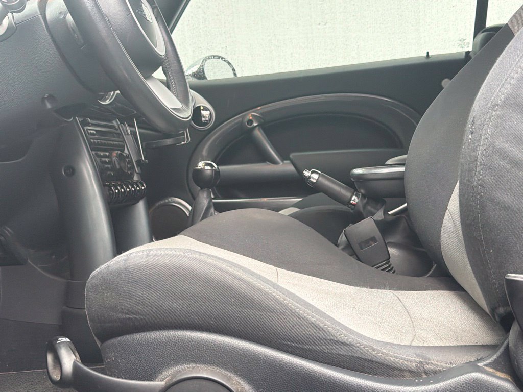 Used 2006 MINI Cooper S FWD image 3