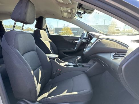 Used 2024 Chevrolet Malibu LT image 19