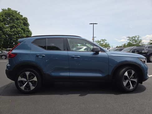 Used 2023 Volvo XC40 B5 Plus w/ Driver Assist Package AWD/4WD image 20