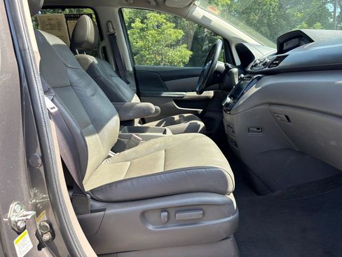 Used 2014 Honda Odyssey EX-L image 39