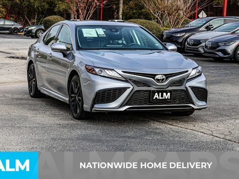 Used 2024 Toyota Camry XSE image 4