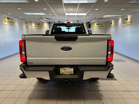 New 2025 Ford F250 XLT image 14