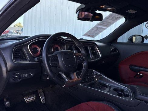 Used 2016 Dodge Challenger SRT Hellcat image 20