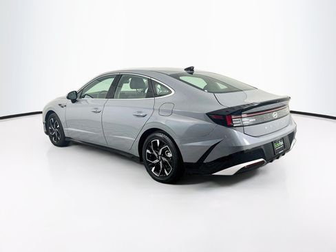 Used 2025 Hyundai Sonata SEL FWD image 5