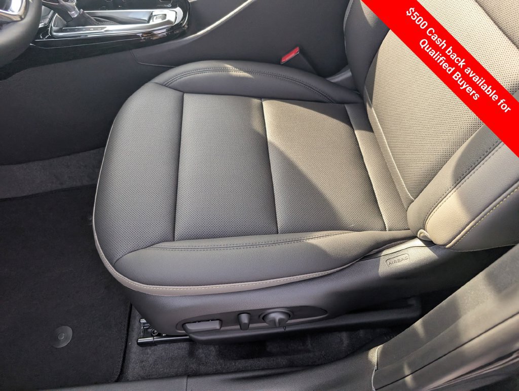 New 2026 Chevrolet Trax ACTIV w/ Driver Confidence Package FWD image 17