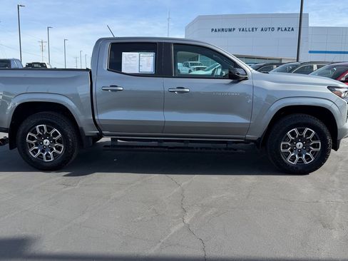 Used 2026 Chevrolet Colorado Z71 image 2