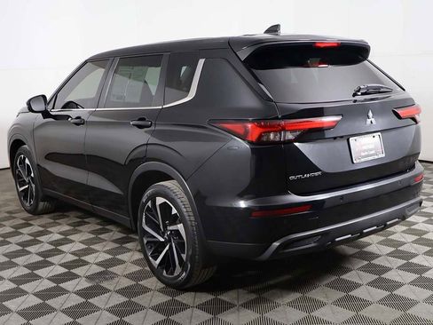 Used 2022 Mitsubishi Outlander ES image 7