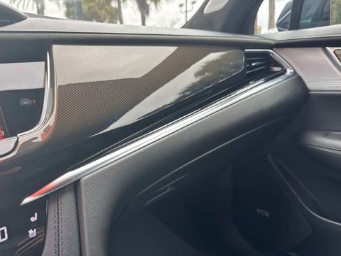 New 2025 Cadillac XT6 Premium Luxury w/ Platinum Package image 26