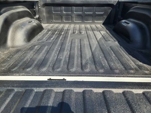 Used 2024 RAM 2500 Laramie w/ Safety Group AWD/4WD image 38