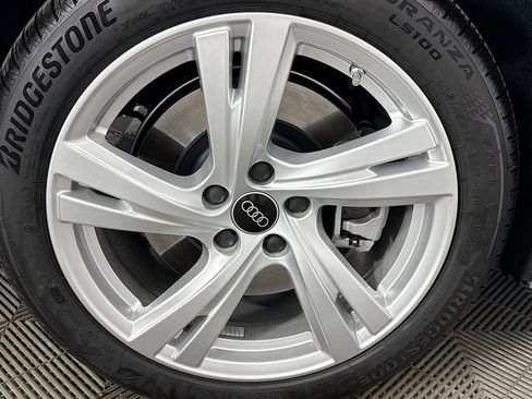 Used 2025 Audi A5 2.0T Premium image 33
