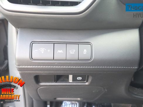 Used 2023 Hyundai Santa Fe Limited FWD image 14