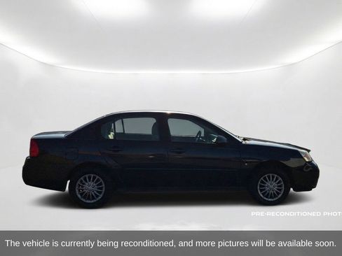 Used 2007 Chevrolet Malibu LS FWD image 4