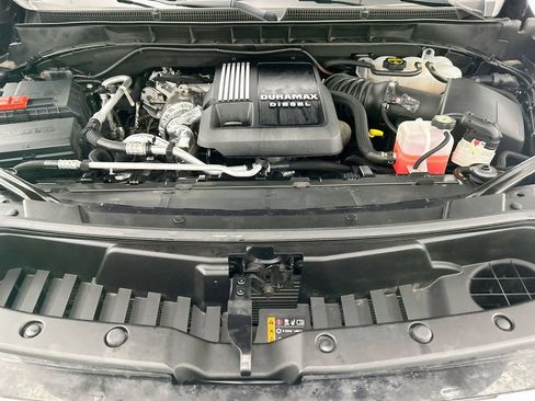 Used 2024 GMC Yukon Denali AWD/4WD image 28