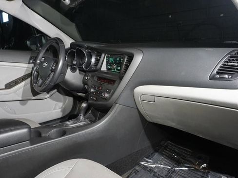 Used 2013 Kia Optima EX FWD image 16