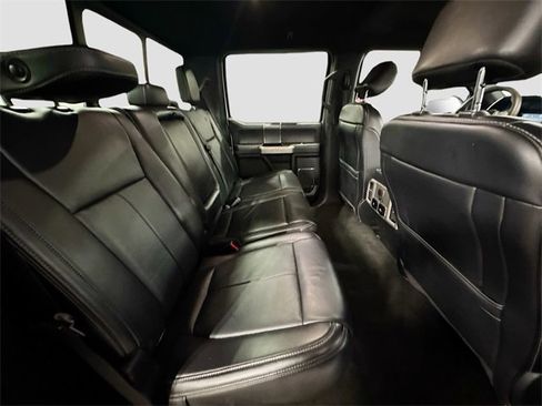 Used 2019 Ford F150 Lariat w/ Equipment Group 502A Luxury image 26