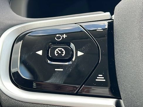 New 2026 Volvo XC60 T8 Ultra w/ Protection Package Premier AWD/4WD image 24