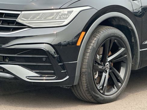 Used 2024 Volkswagen Tiguan SE R-Line AWD/4WD image 7