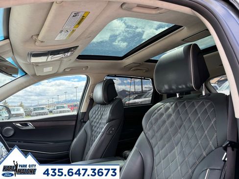 Used 2022 Genesis GV80 3.5T Prestige Signature image 7