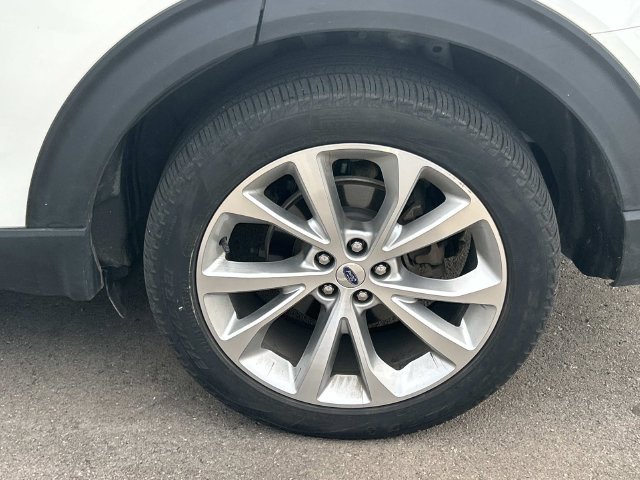 Used 2021 Ford Explorer Platinum w/ Equipment Group 601A AWD/4WD image 10