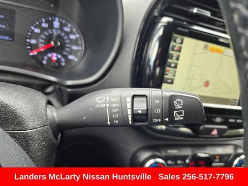 Used 2020 Kia Soul EX FWD image 24