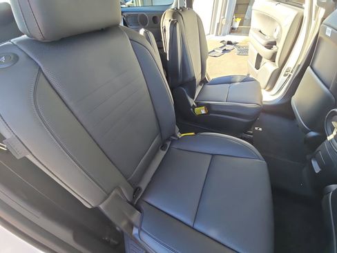 New 2026 Hyundai Palisade Limited FWD image 11
