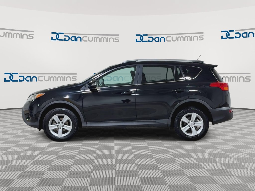 Used 2014 Toyota RAV4 XLE AWD/4WD image 5