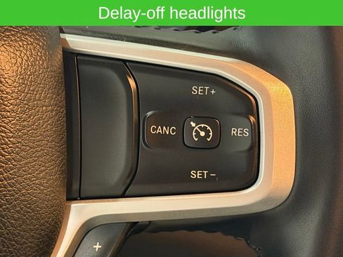 Used 2023 RAM 1500 Big Horn AWD/4WD image 36