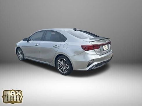 Used 2022 Kia Forte GT-Line w/ GT-Line Premium Package FWD image 6