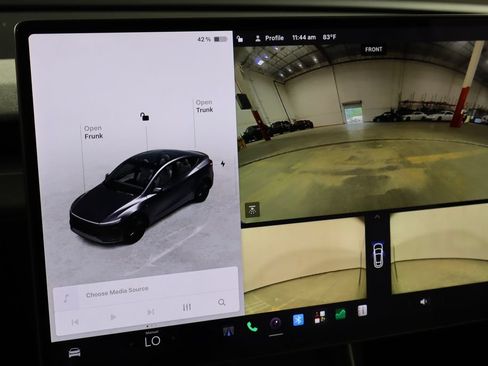 Used 2026 Tesla Model Y Long Range AWD/4WD image 37