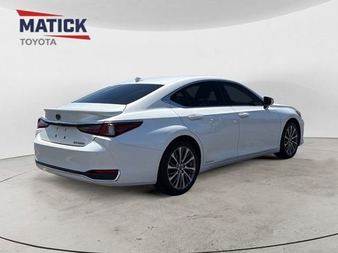 Used 2019 Lexus ES 300h w/ Premium Package FWD image 7