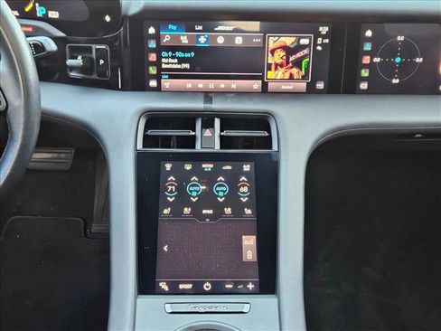 Used 2023 Porsche Taycan image 13