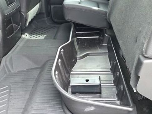 Used 2017 GMC Sierra 3500 SLT image 12