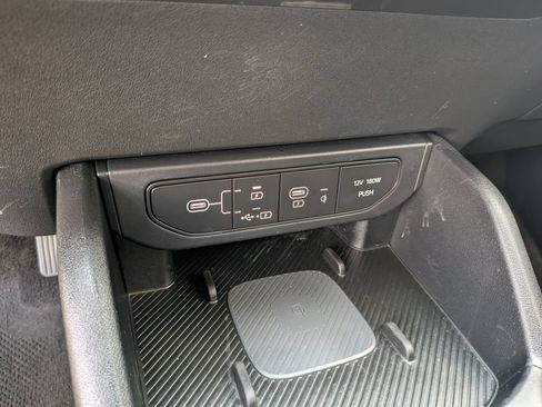 Certified 2025 Kia K4 EX FWD image 27