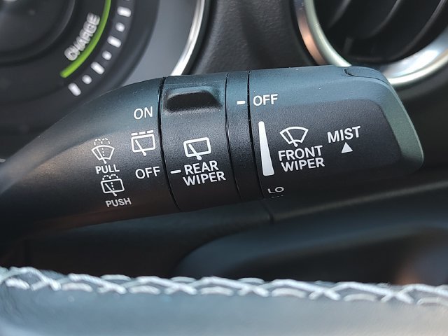 Used 2023 Jeep Wrangler Unlimited Sahara w/ Cold Weather Group AWD/4WD image 24