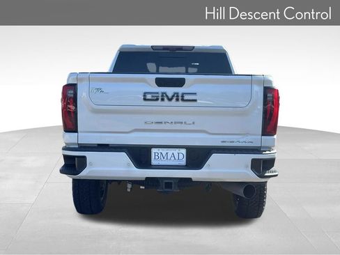 Used 2024 GMC Sierra 2500 Denali Ultimate w/ Max Trailering Package AWD/4WD image 12