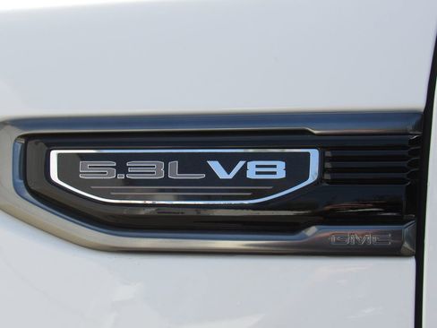 Used 2019 GMC Sierra 1500 AT4 w/ AT4 Premium Package AWD/4WD image 12