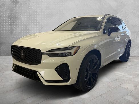 New 2026 Volvo XC60 T8 Ultra w/ Climate Package AWD/4WD image 3