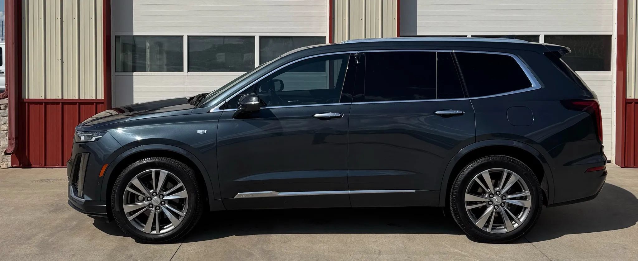 Used 2020 Cadillac XT6 Premium Luxury FWD image 22