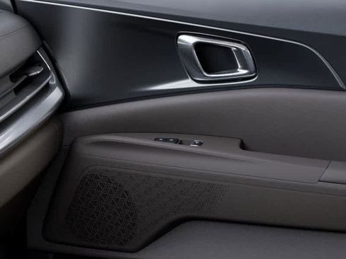 New 2026 Kia Carnival LX FWD image 25
