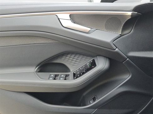 New 2026 Audi A6 Premium Plus image 18