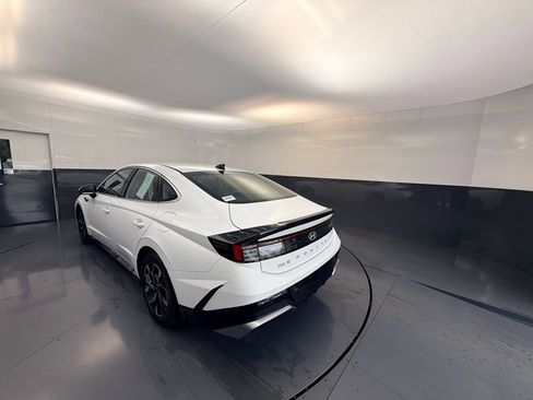 Certified 2025 Hyundai Sonata SEL image 4