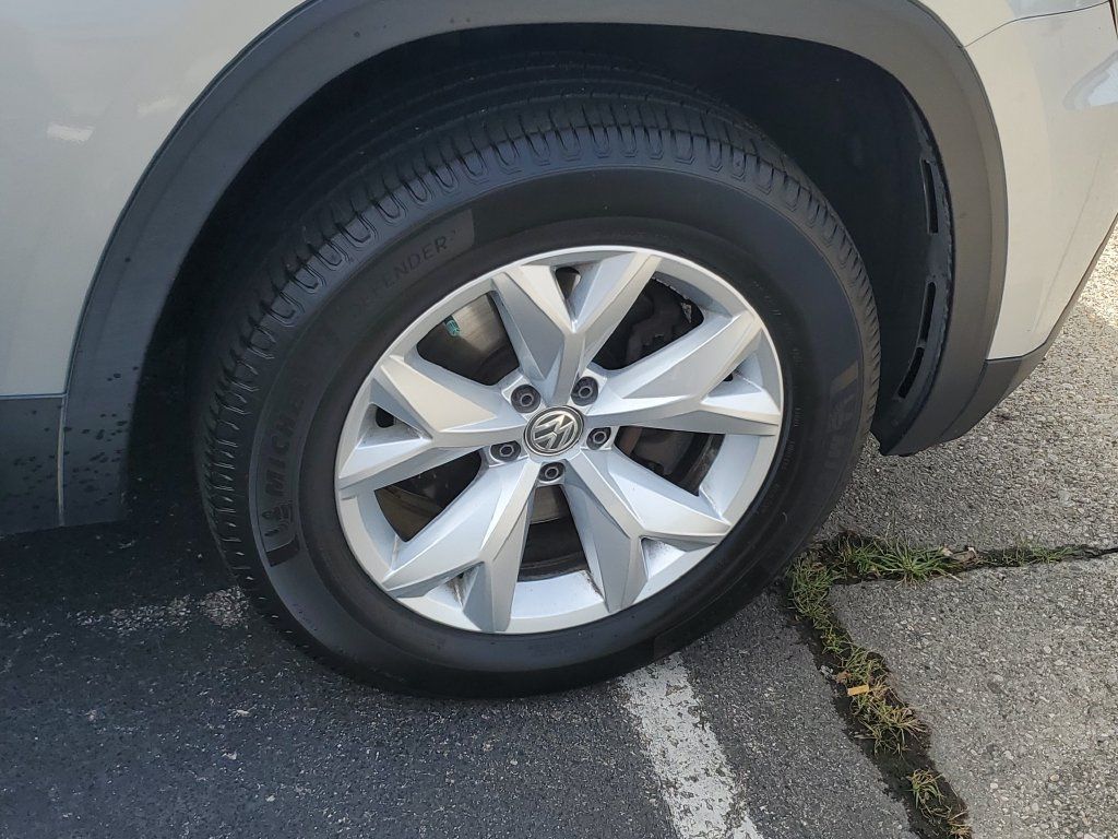 Used 2018 Volkswagen Atlas SE AWD/4WD image 6