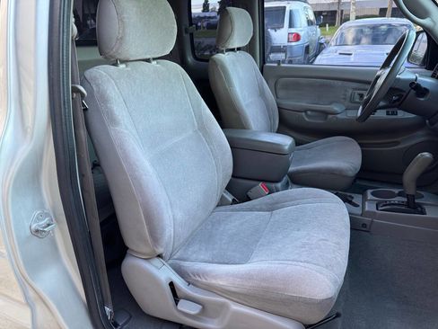 Used 2002 Toyota Tacoma PreRunner image 23